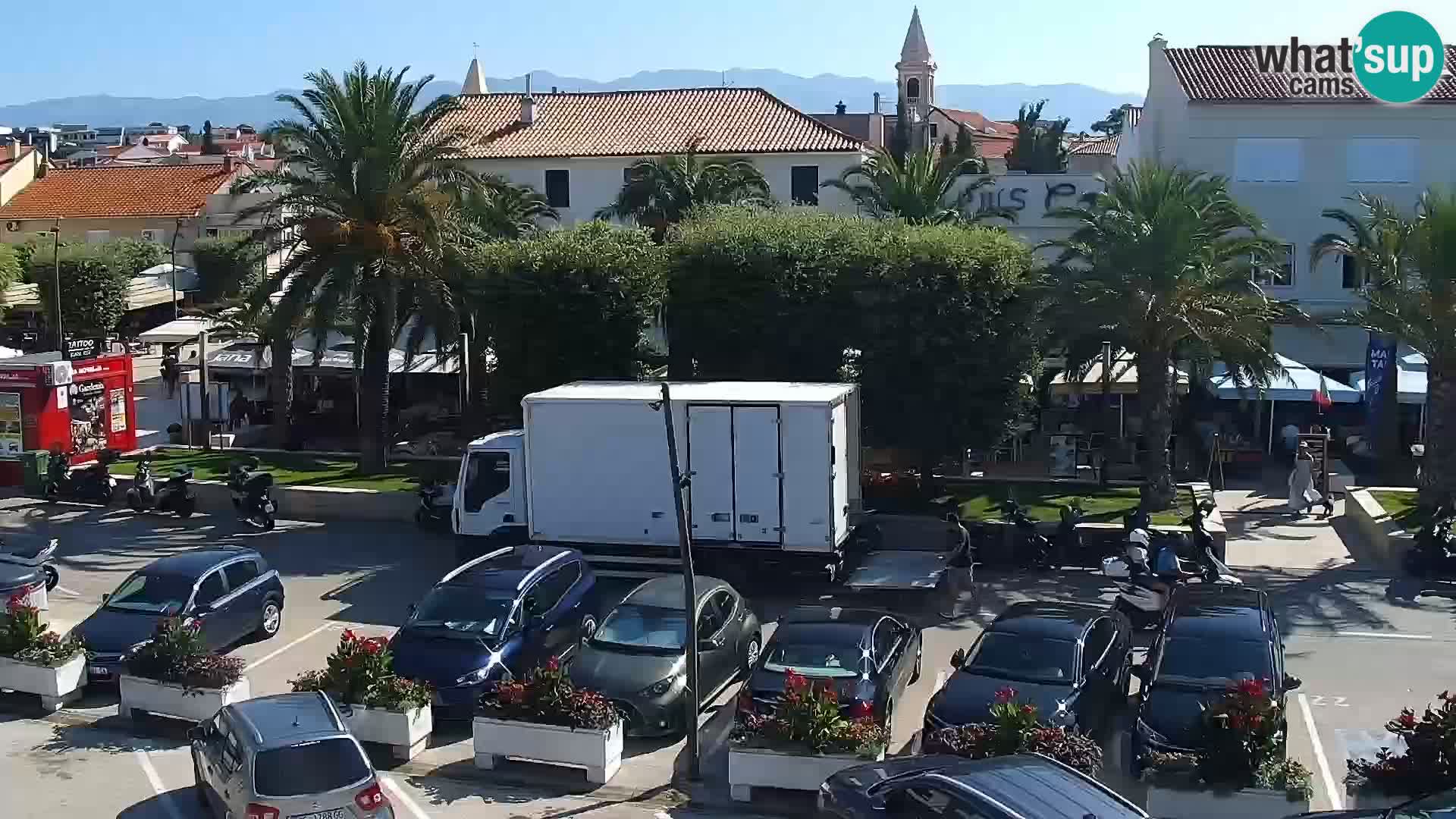 Novalja spletna kamera promenada