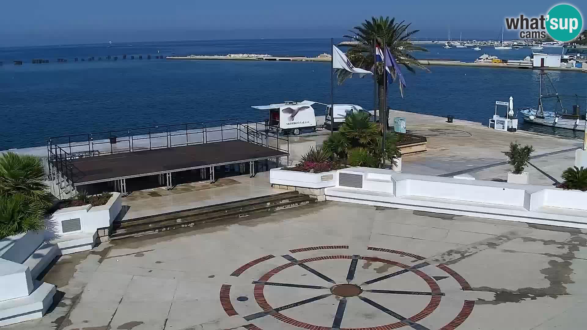 Webcam Novalja seaside promenade