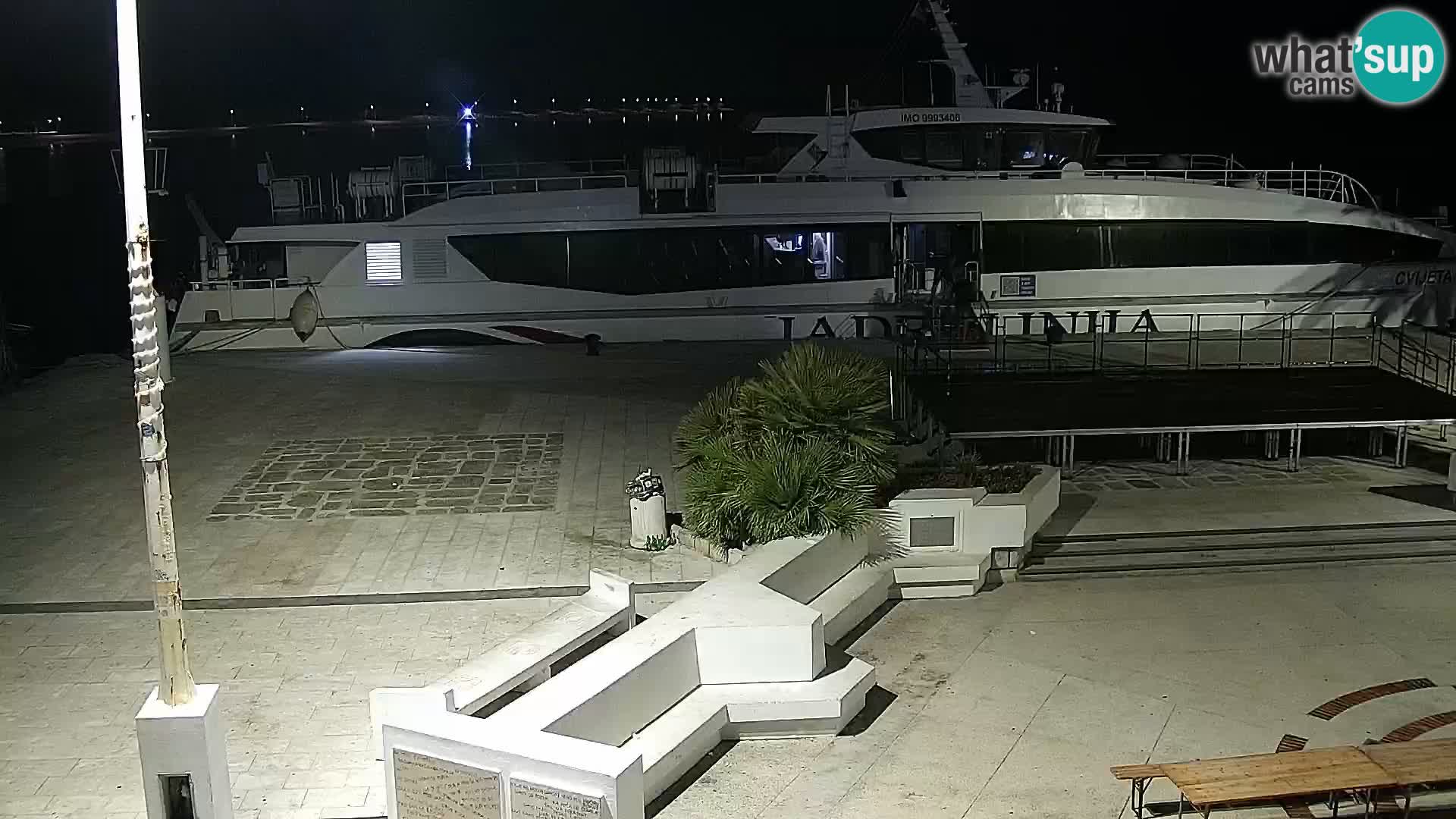 Livecam Promenade a Novalja
