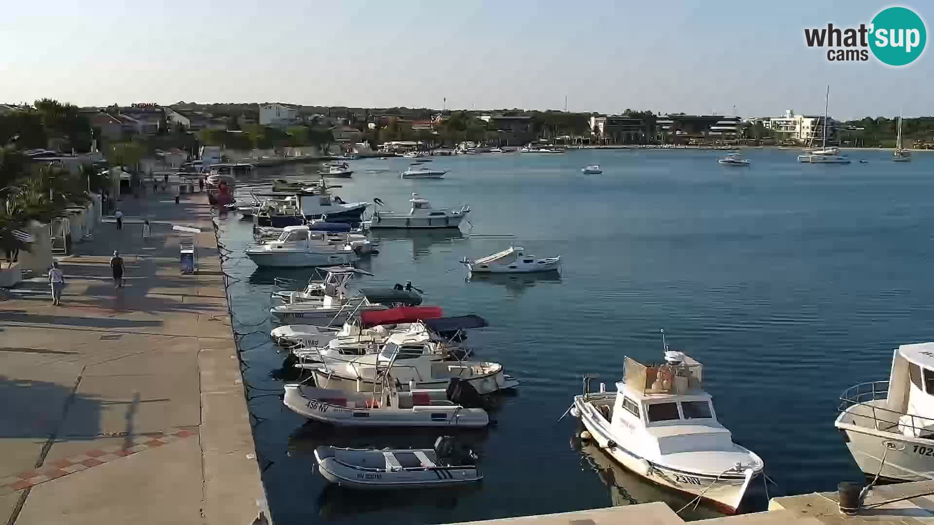Webcam Novalja seaside promenade