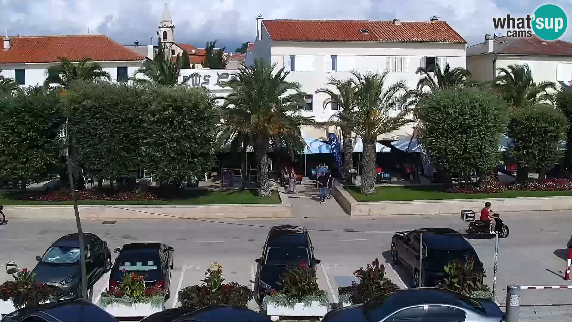 Webcam Novalja seaside promenade