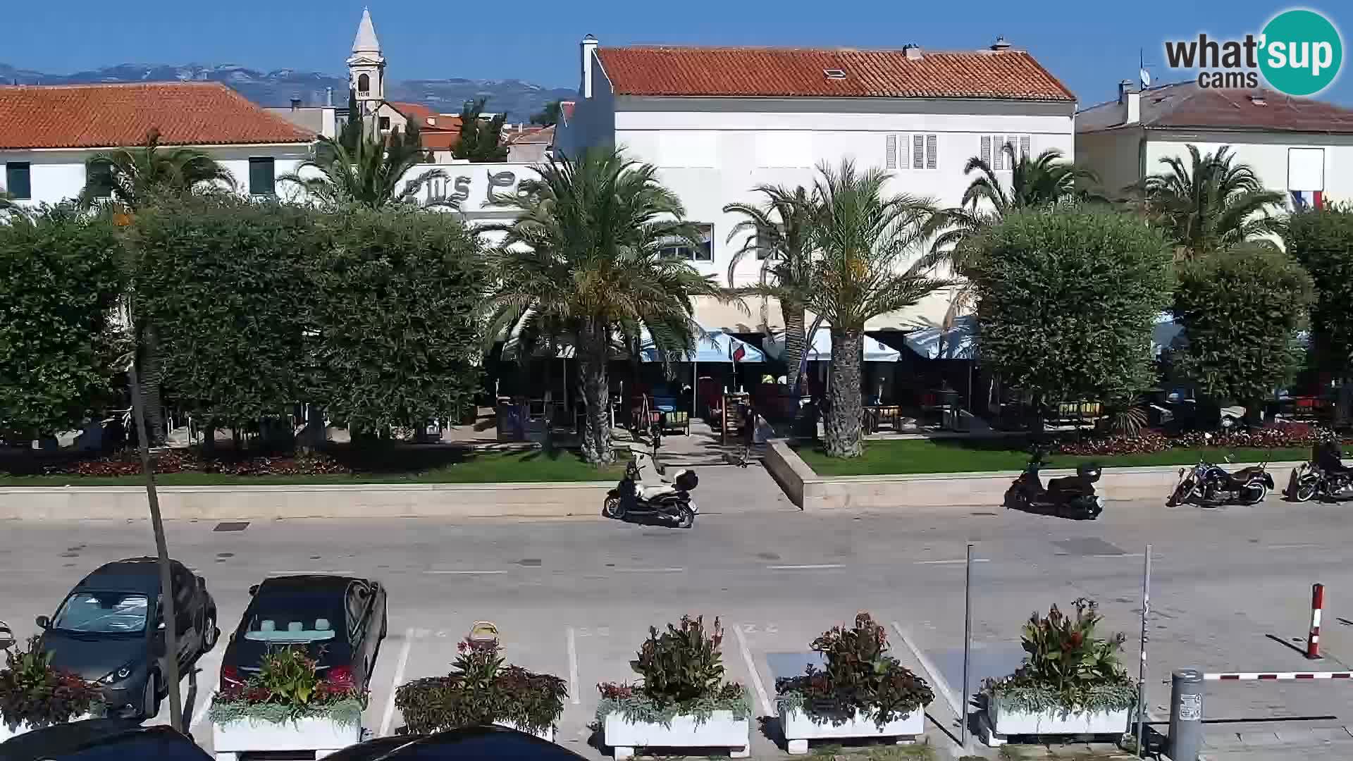Webcam Novalja seaside promenade