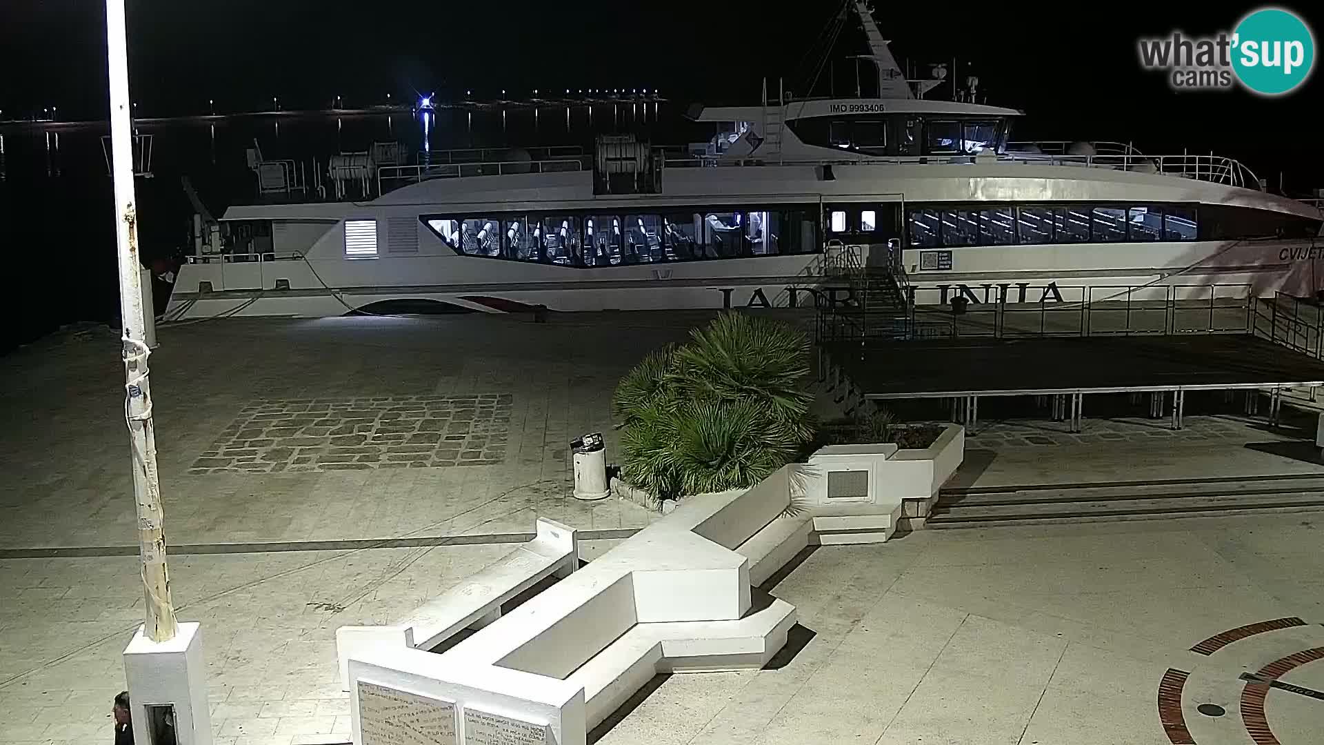 Webcam Novalja seaside promenade