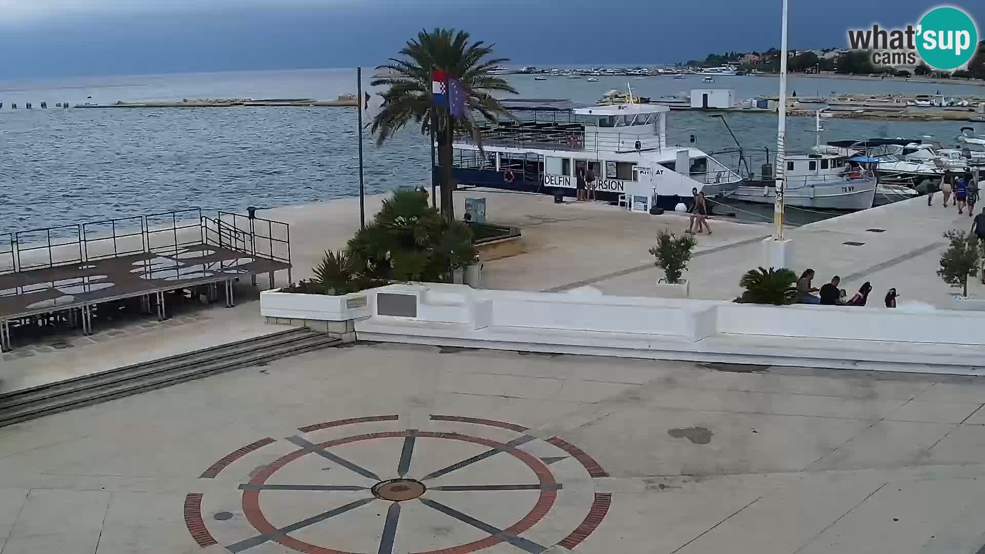 Webcam Novalja seaside promenade