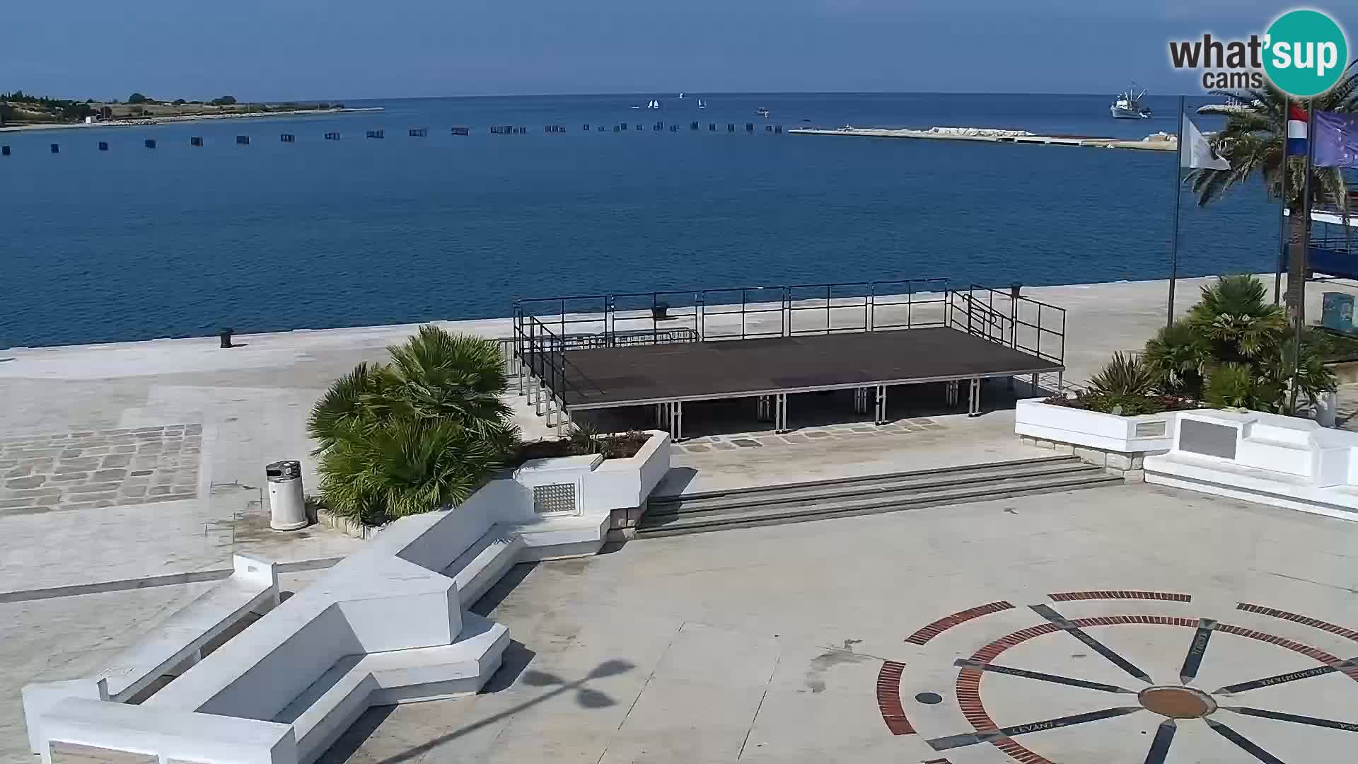 Webcam Novalja seaside promenade