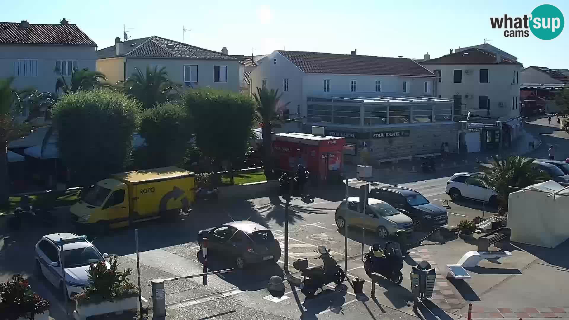 Webcam Novalja seaside promenade