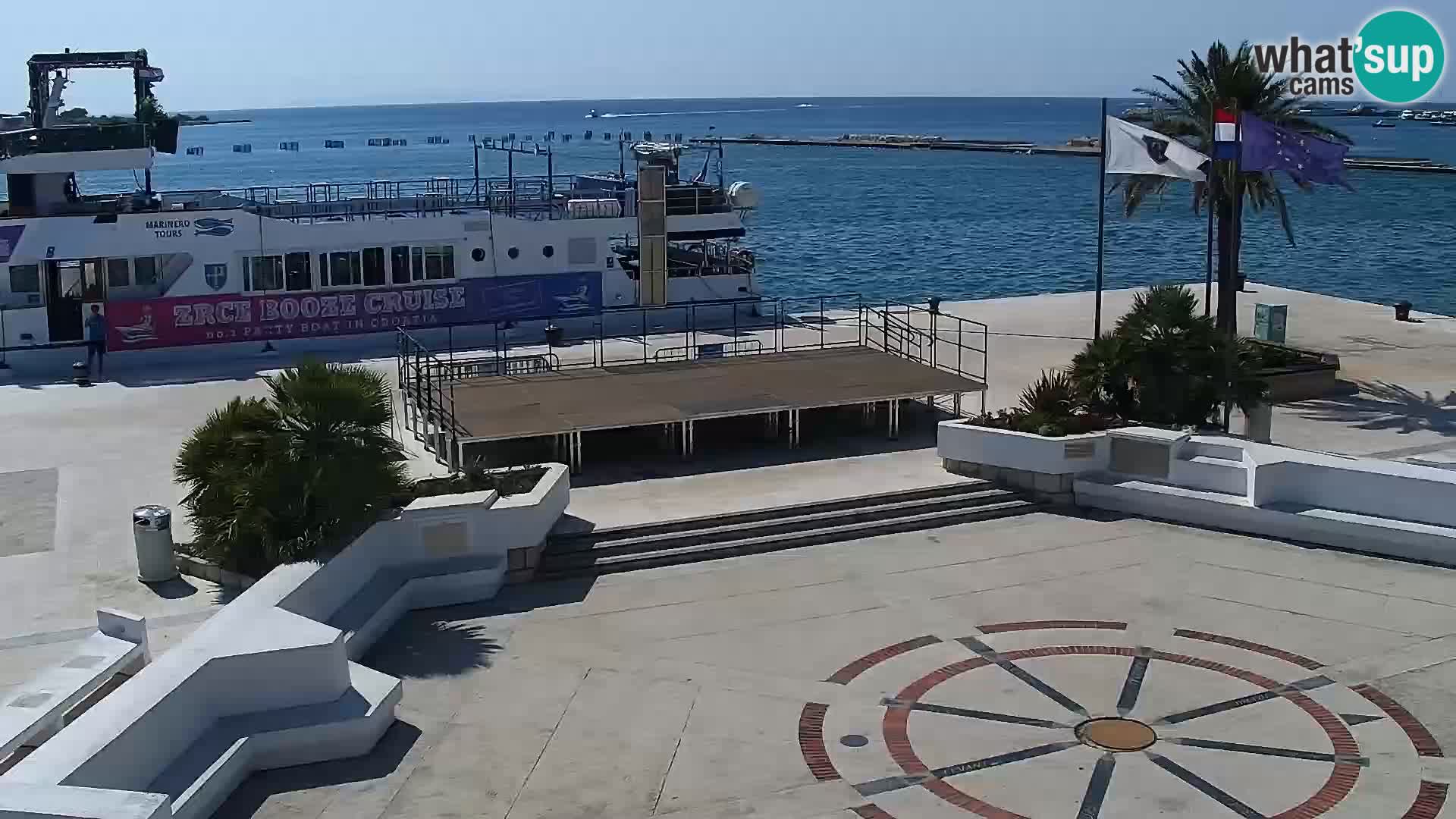 Webcam Novalja seaside promenade