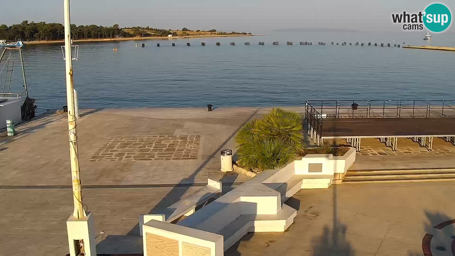 Livecam Promenade a Novalja
