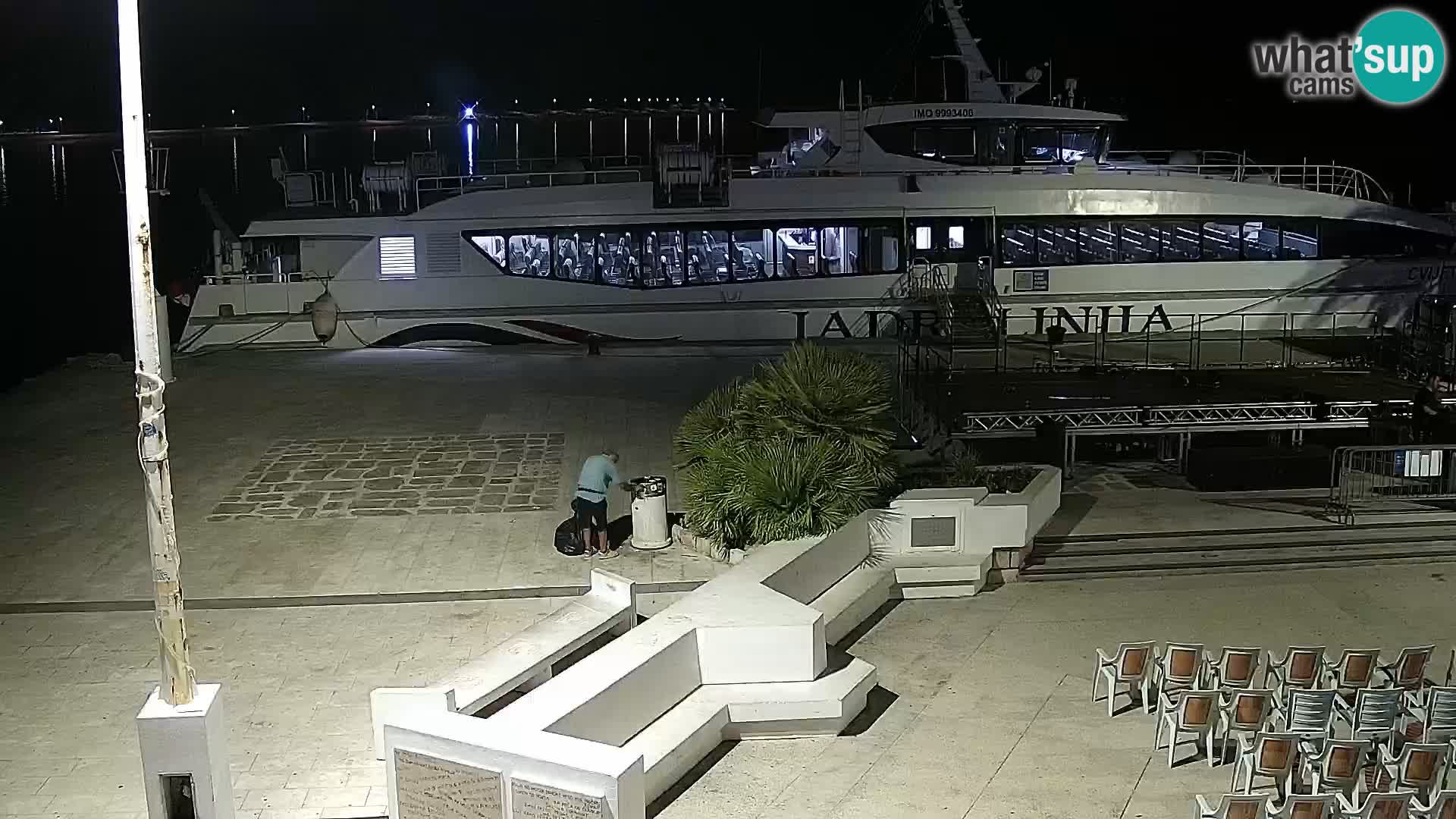 Webcam Novalja seaside promenade