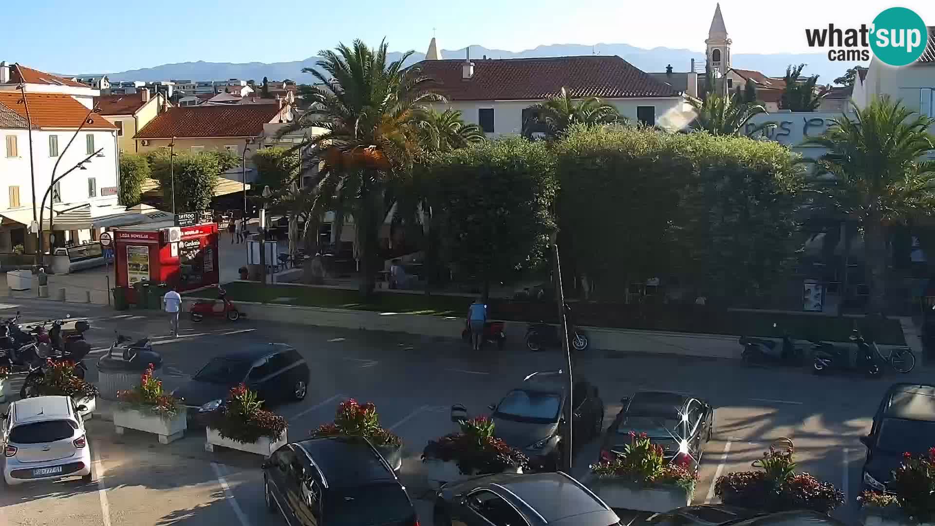 Webcam Novalja seaside promenade