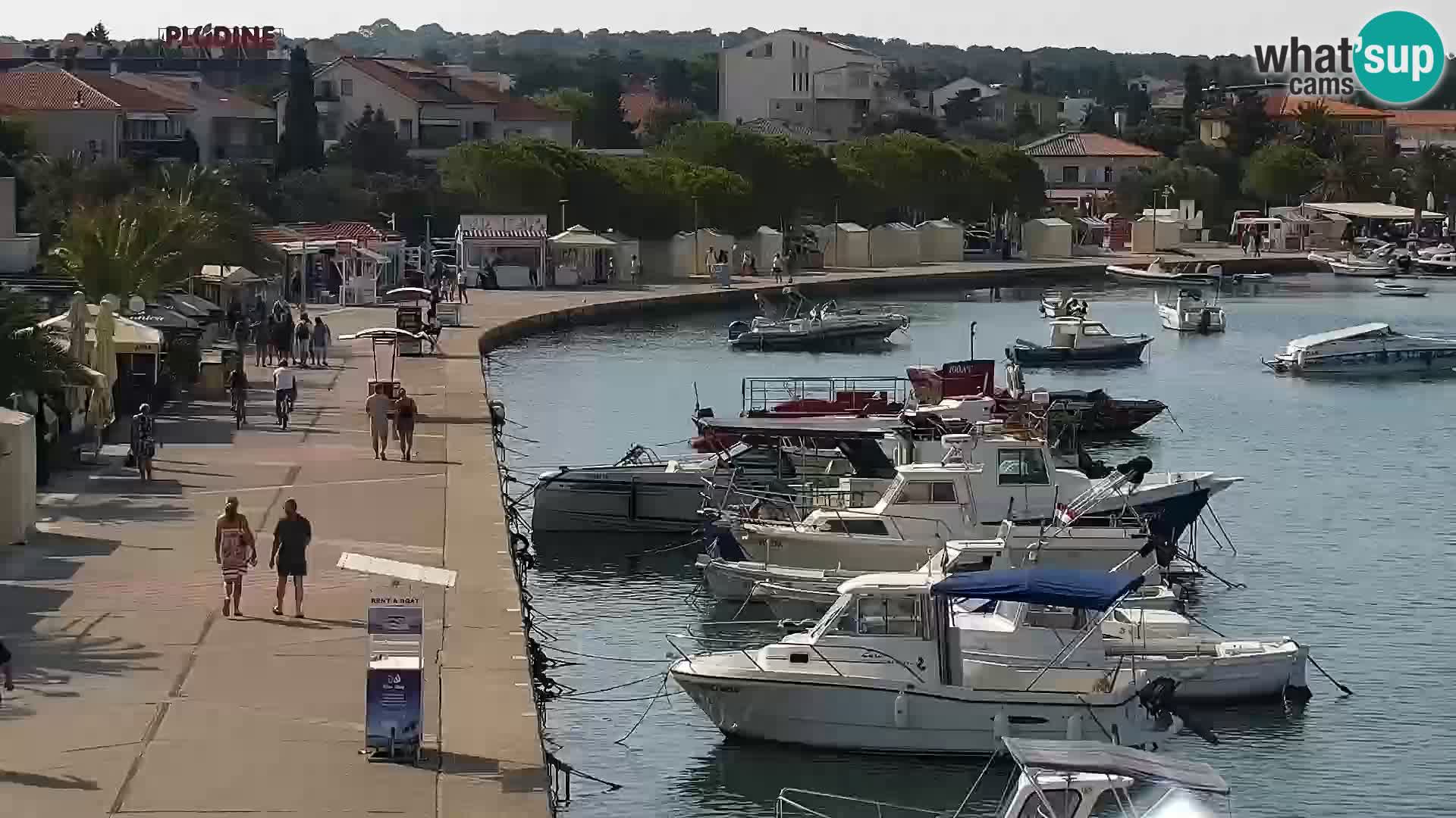 Web kamera Novalja promenada