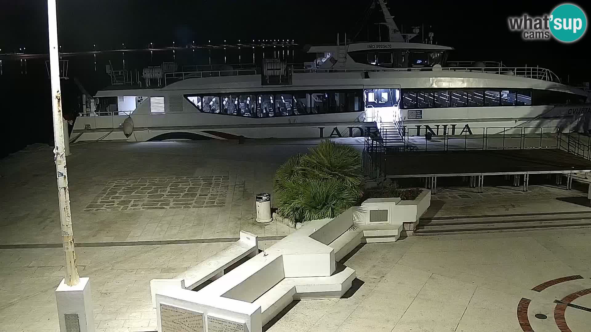 Webcam Novalja seaside promenade