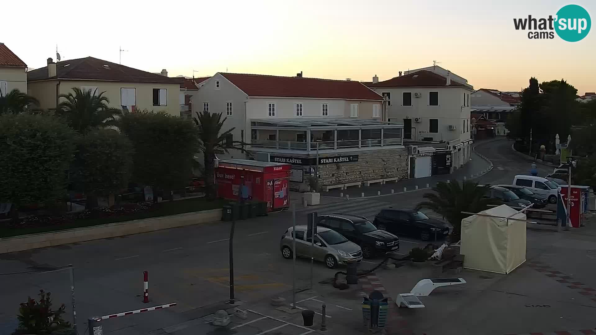 Webcam Novalja seaside promenade