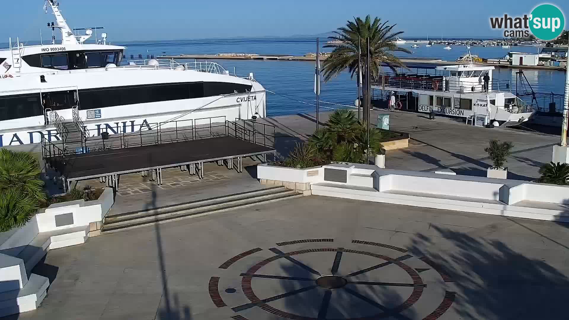Novalja spletna kamera promenada