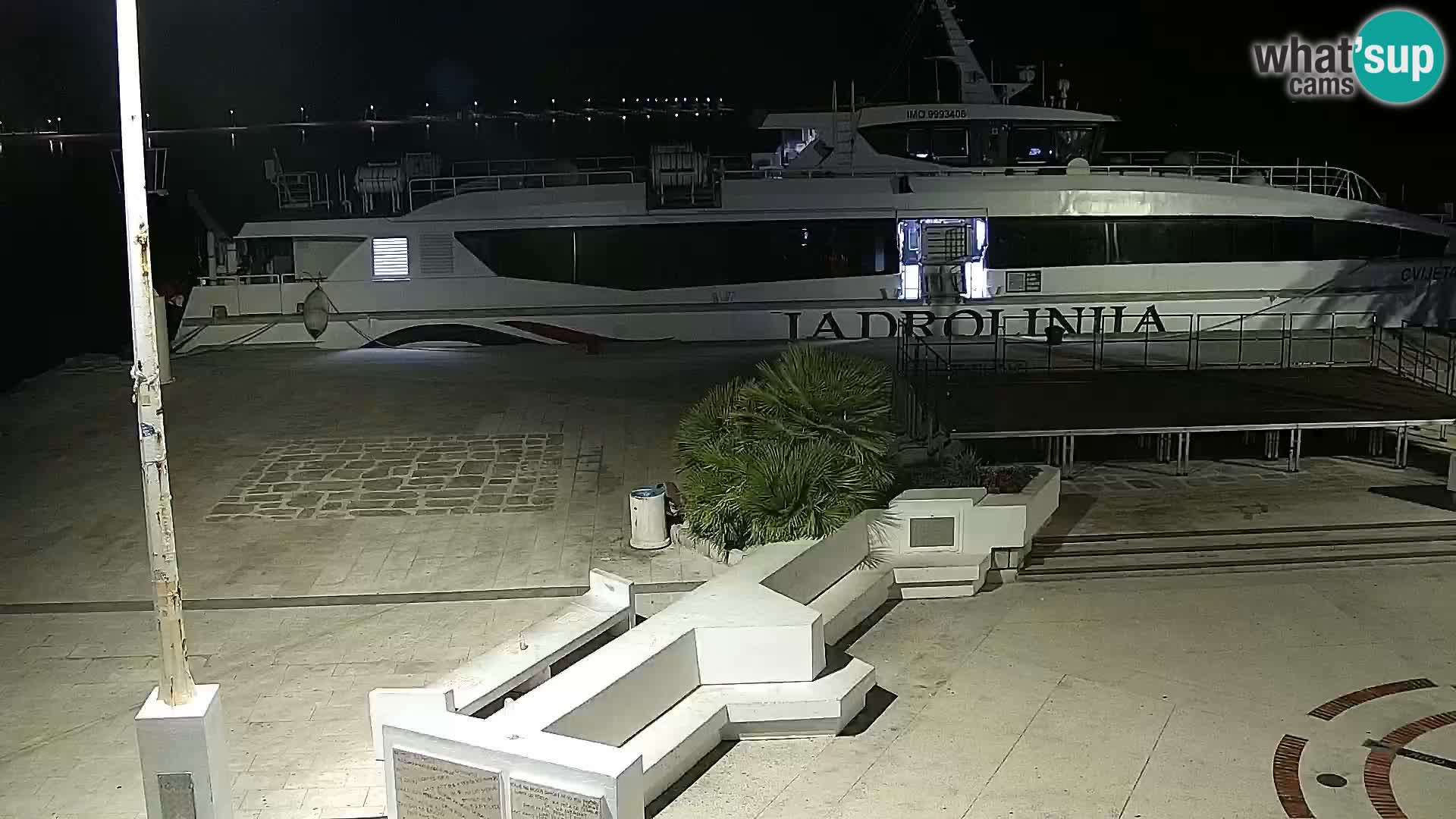 Webcam Novalja seaside promenade