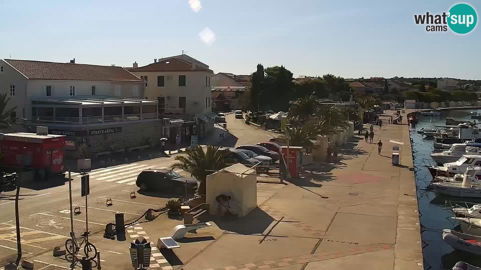 Webcam Novalja seaside promenade