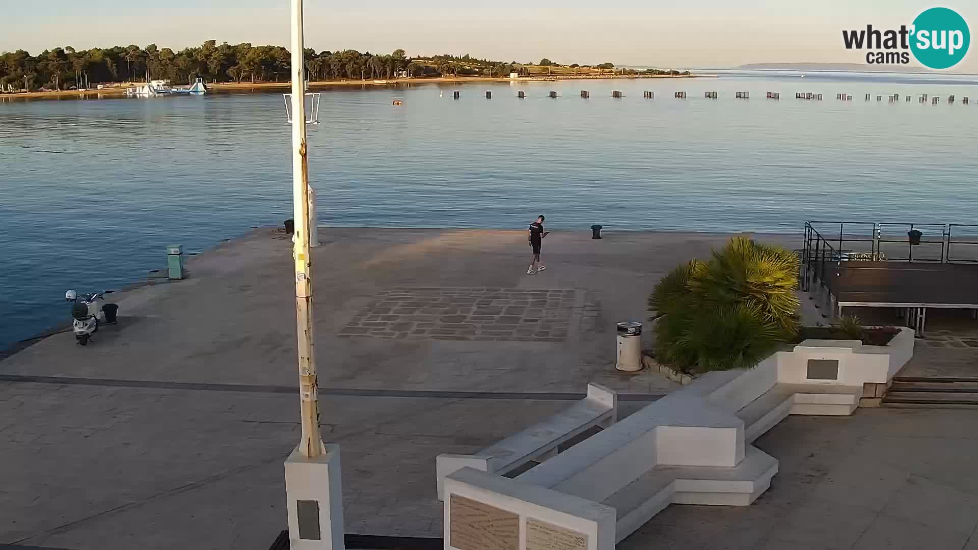 Novalja Livecam promenade
