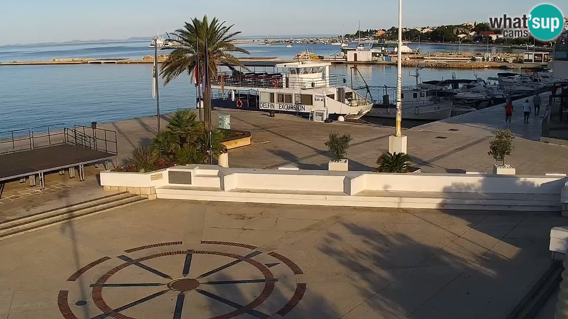 Novalja spletna kamera promenada