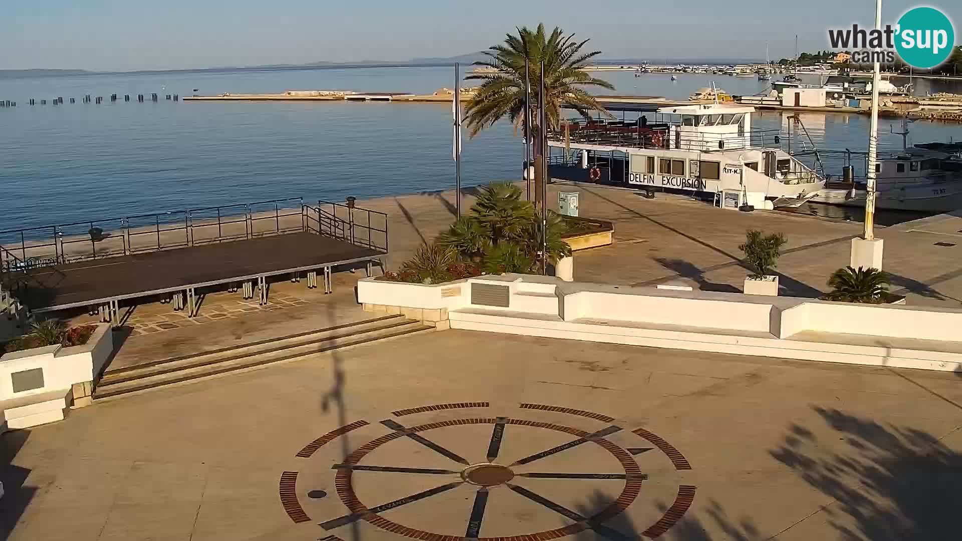 Web kamera Novalja promenada