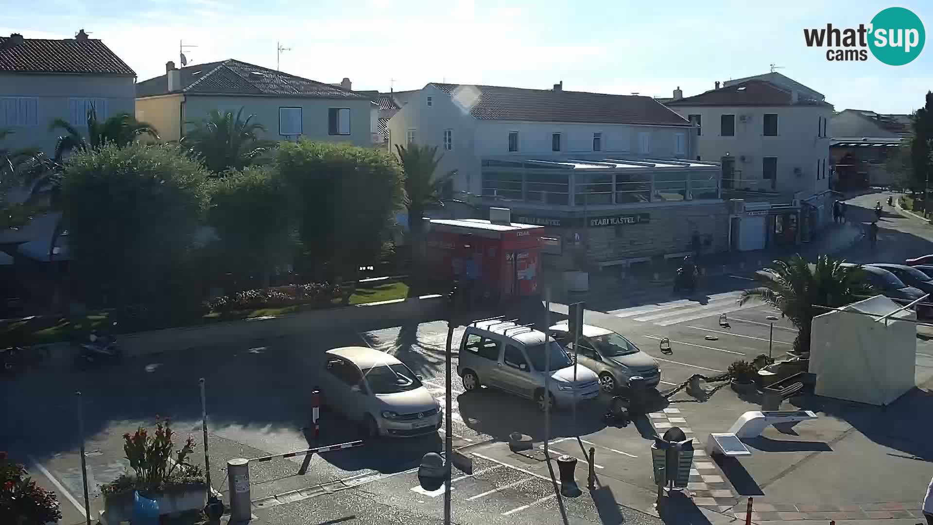 Novalja spletna kamera promenada