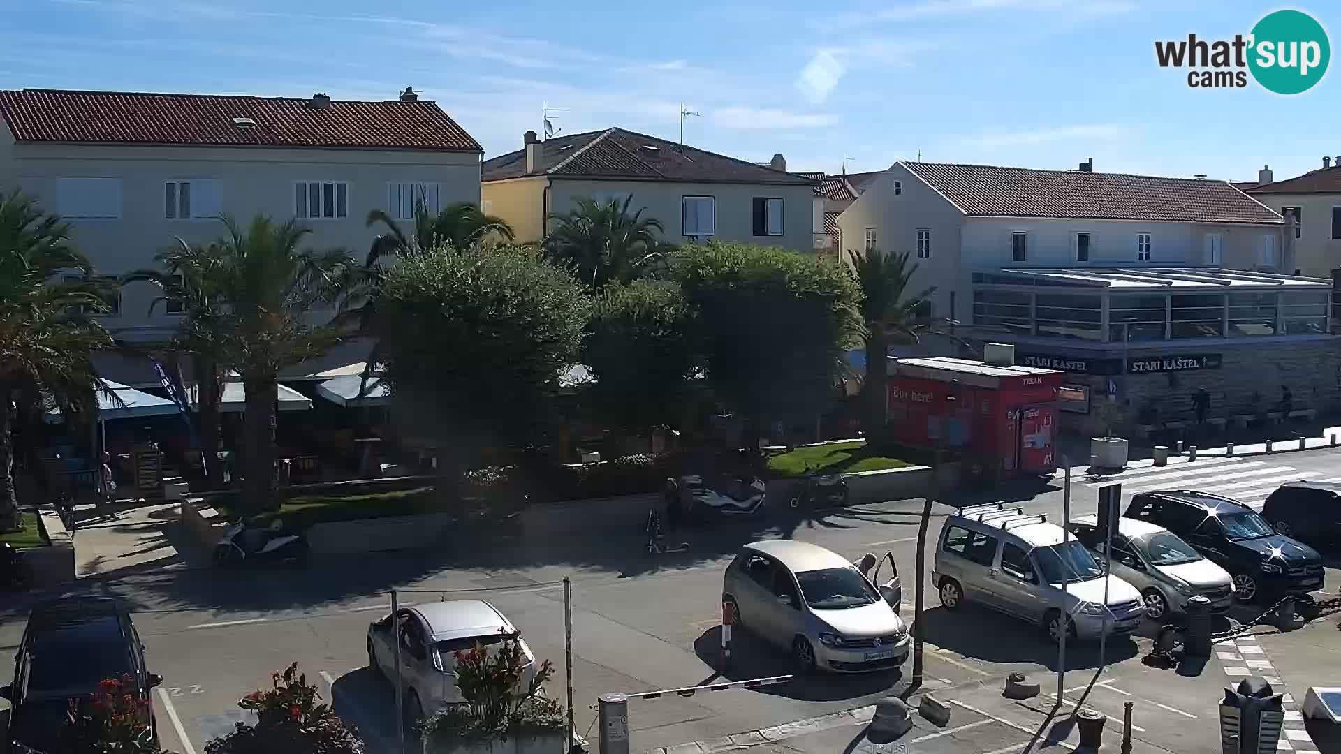 Novalja spletna kamera promenada