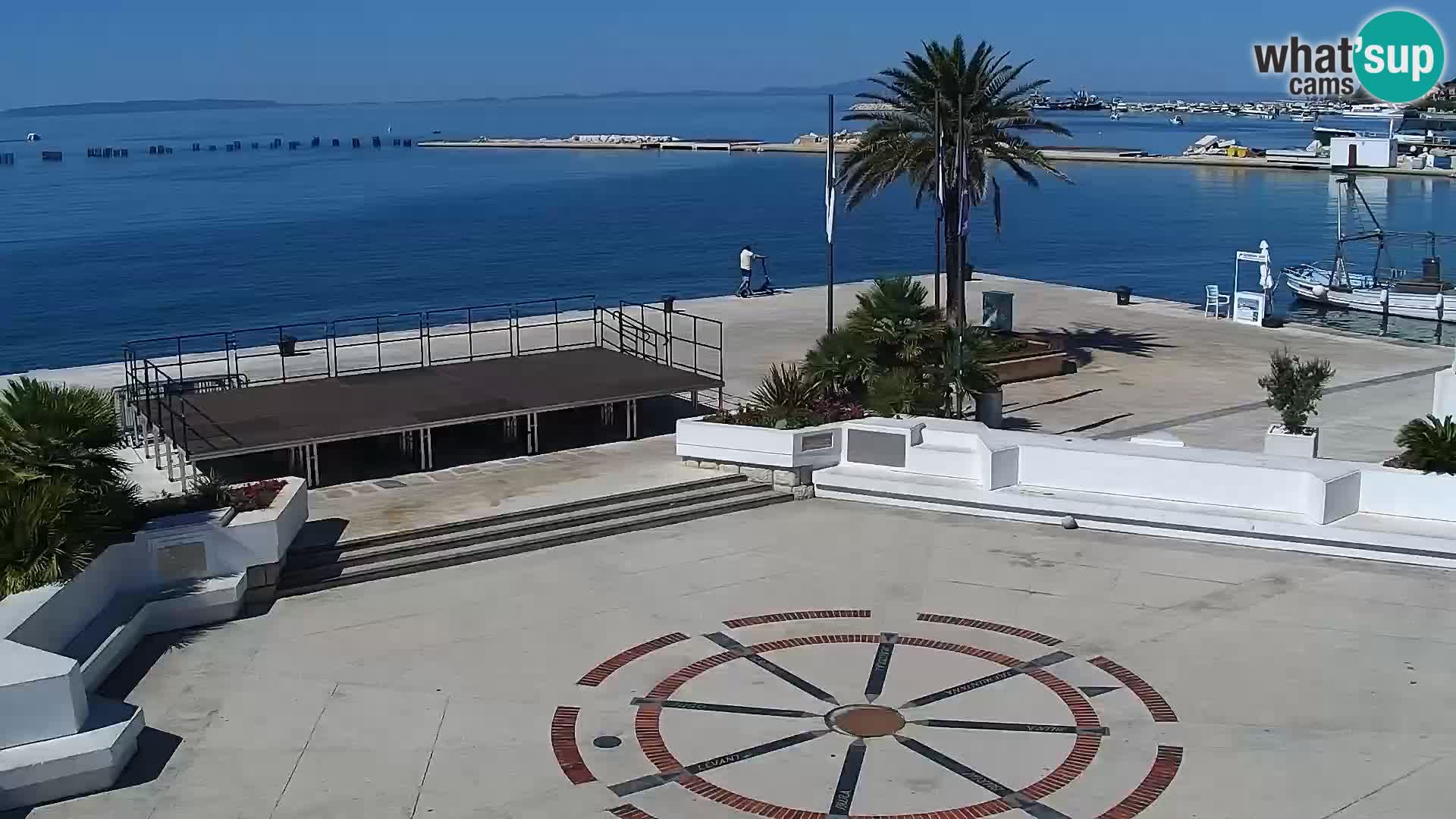 Web kamera Novalja promenada