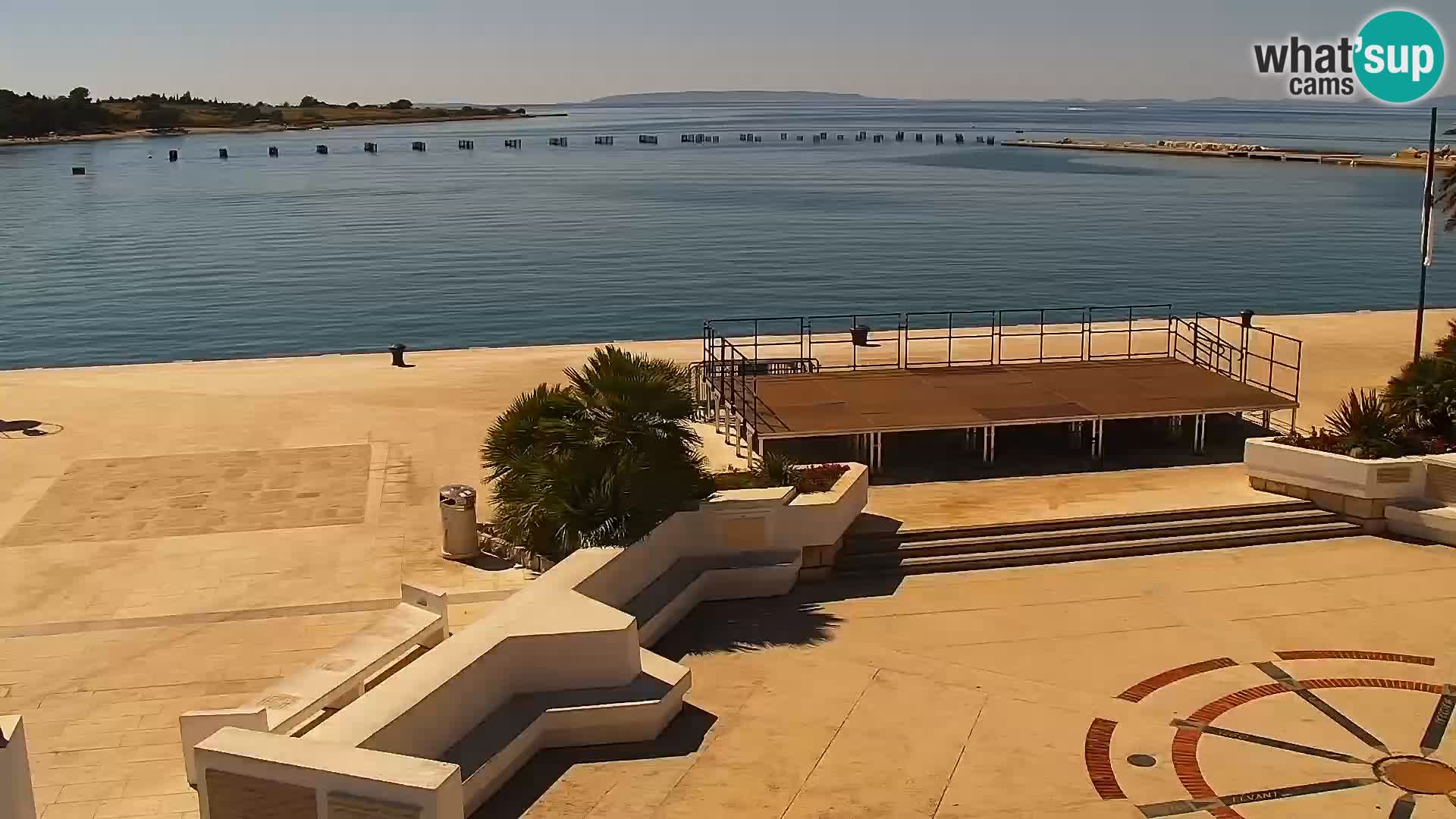 Webcam Novalja seaside promenade