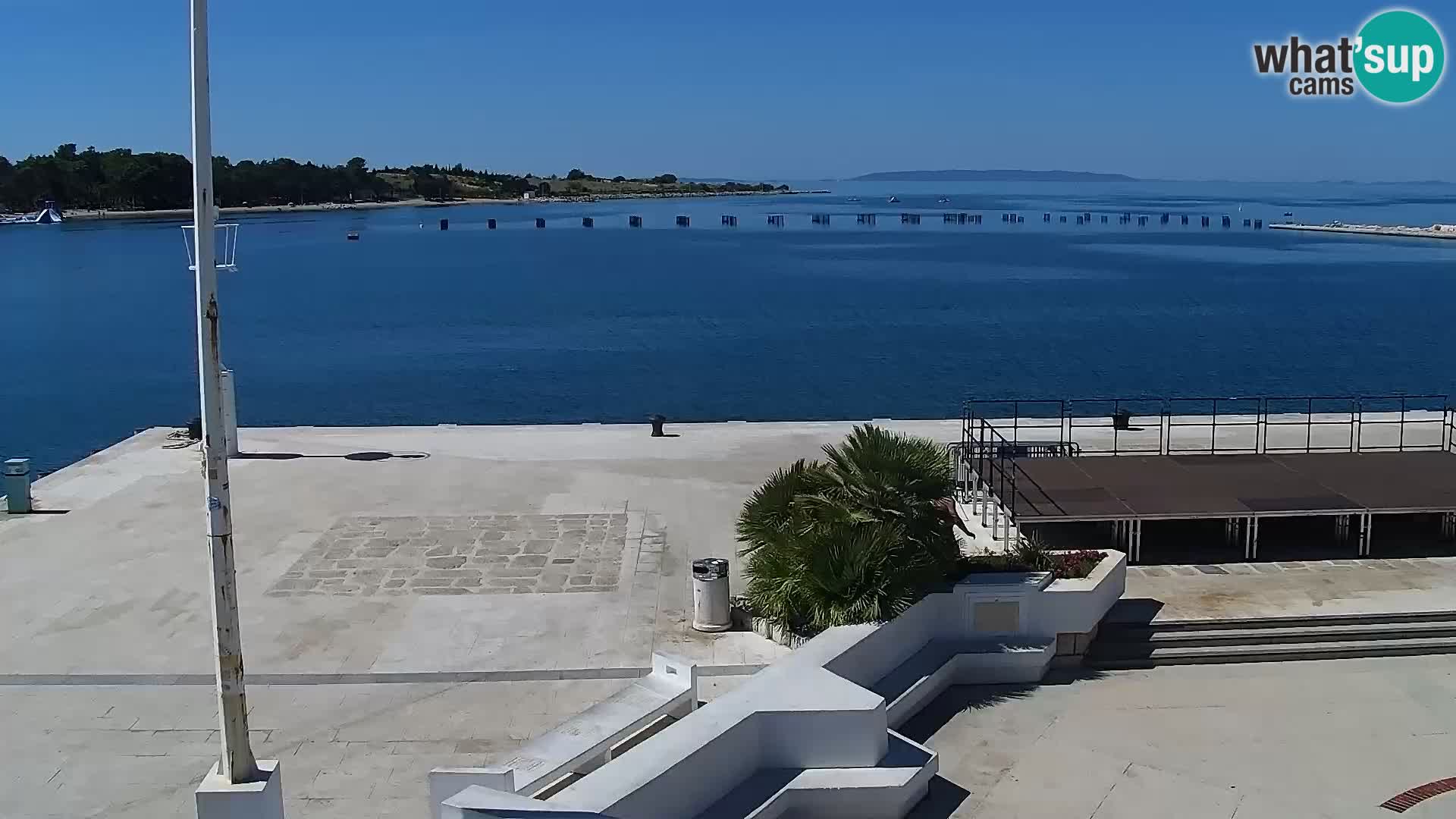 Novalja spletna kamera promenada