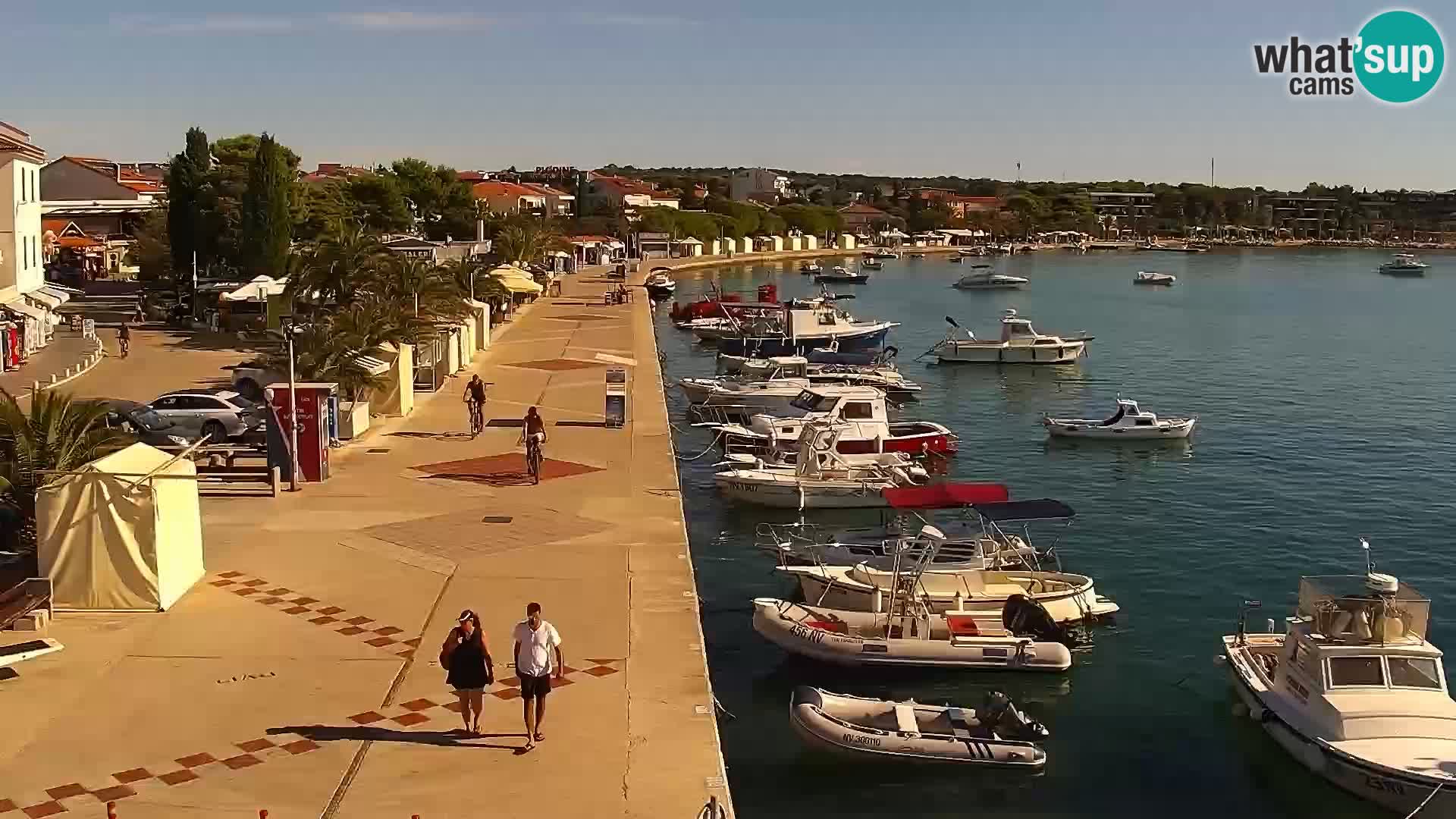Webcam Novalja seaside promenade