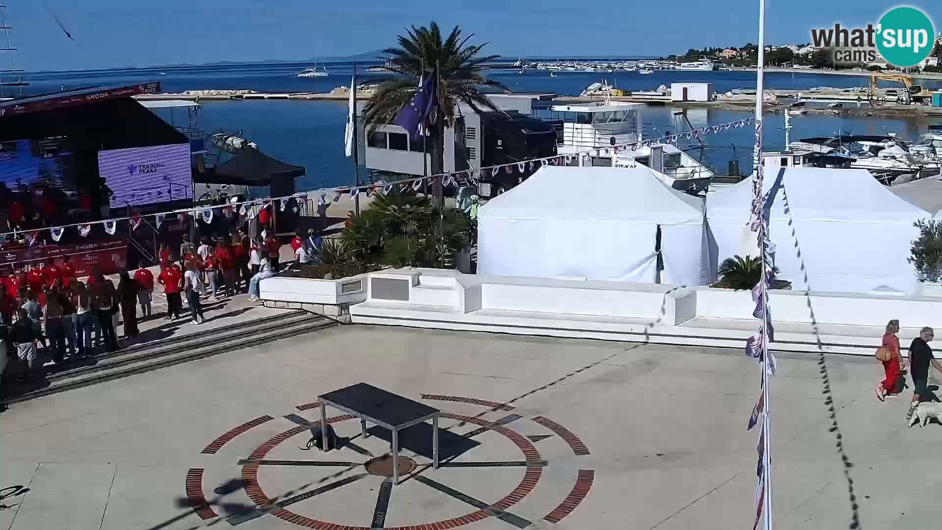 Web kamera Novalja promenada