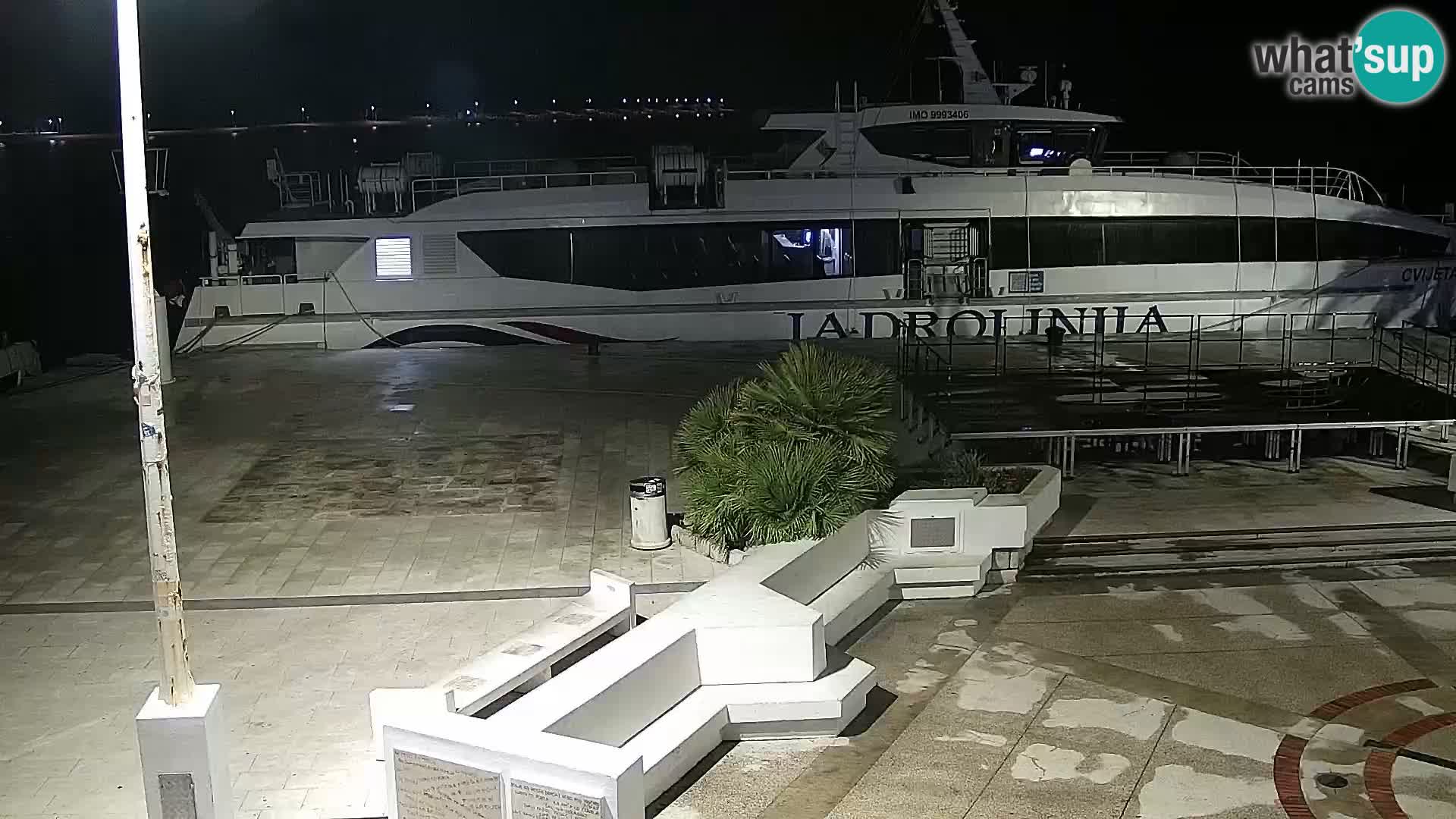 Livecam Promenade a Novalja