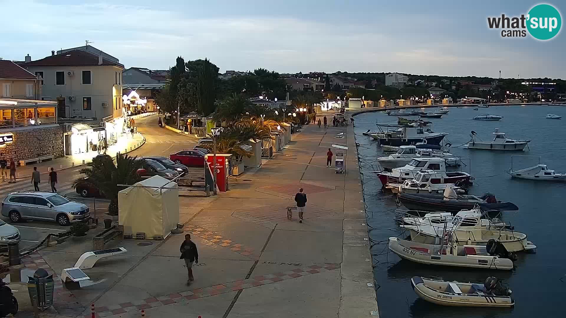 Webcam Novalja seaside promenade