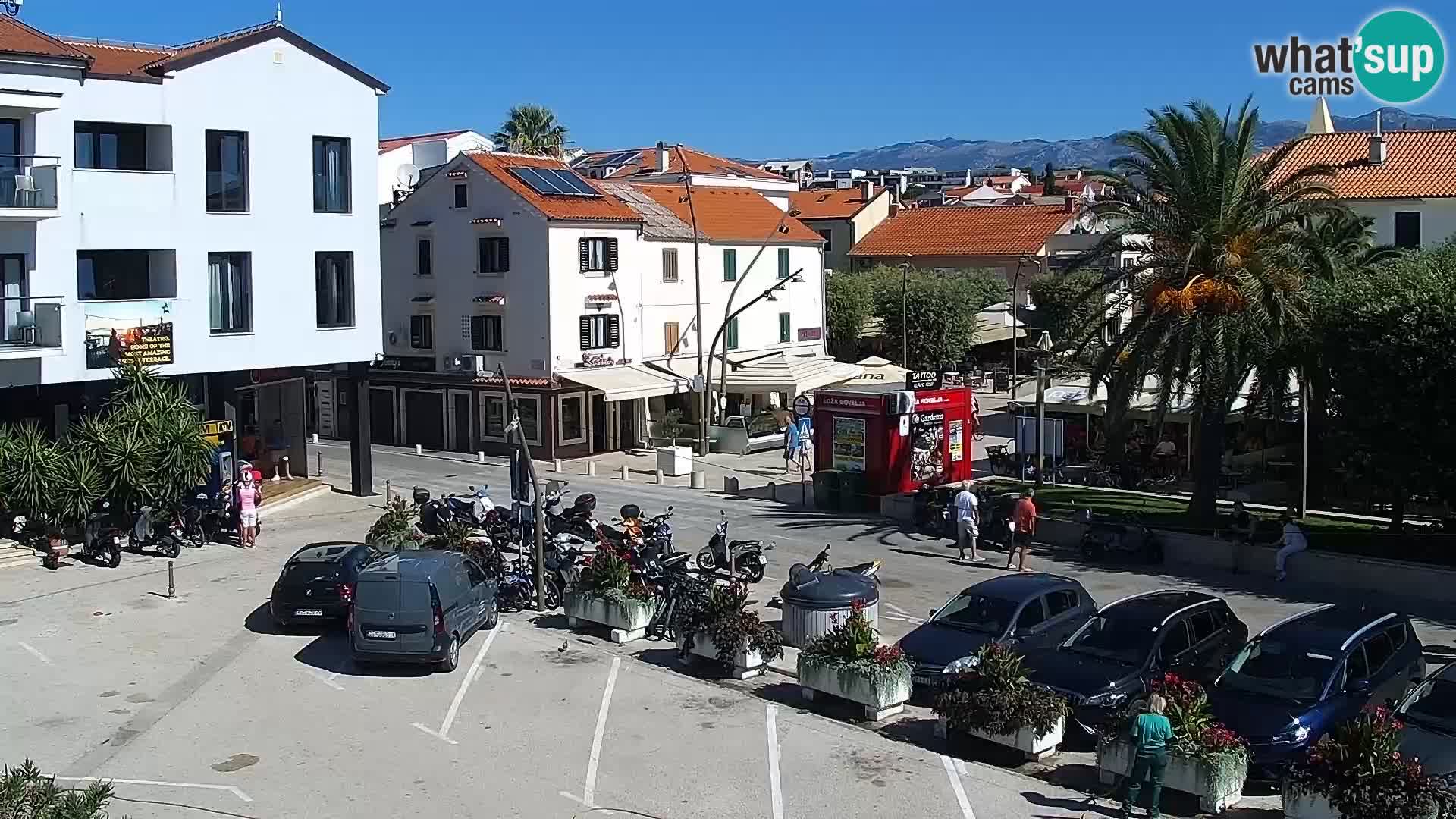 Web kamera Novalja promenada