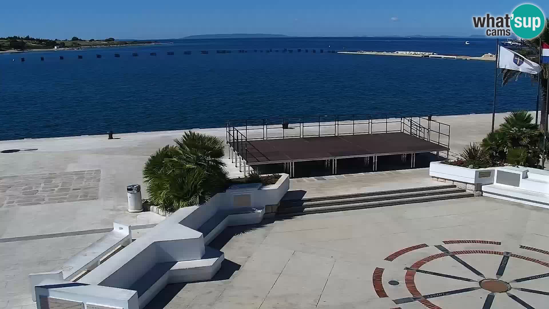 Web kamera Novalja promenada