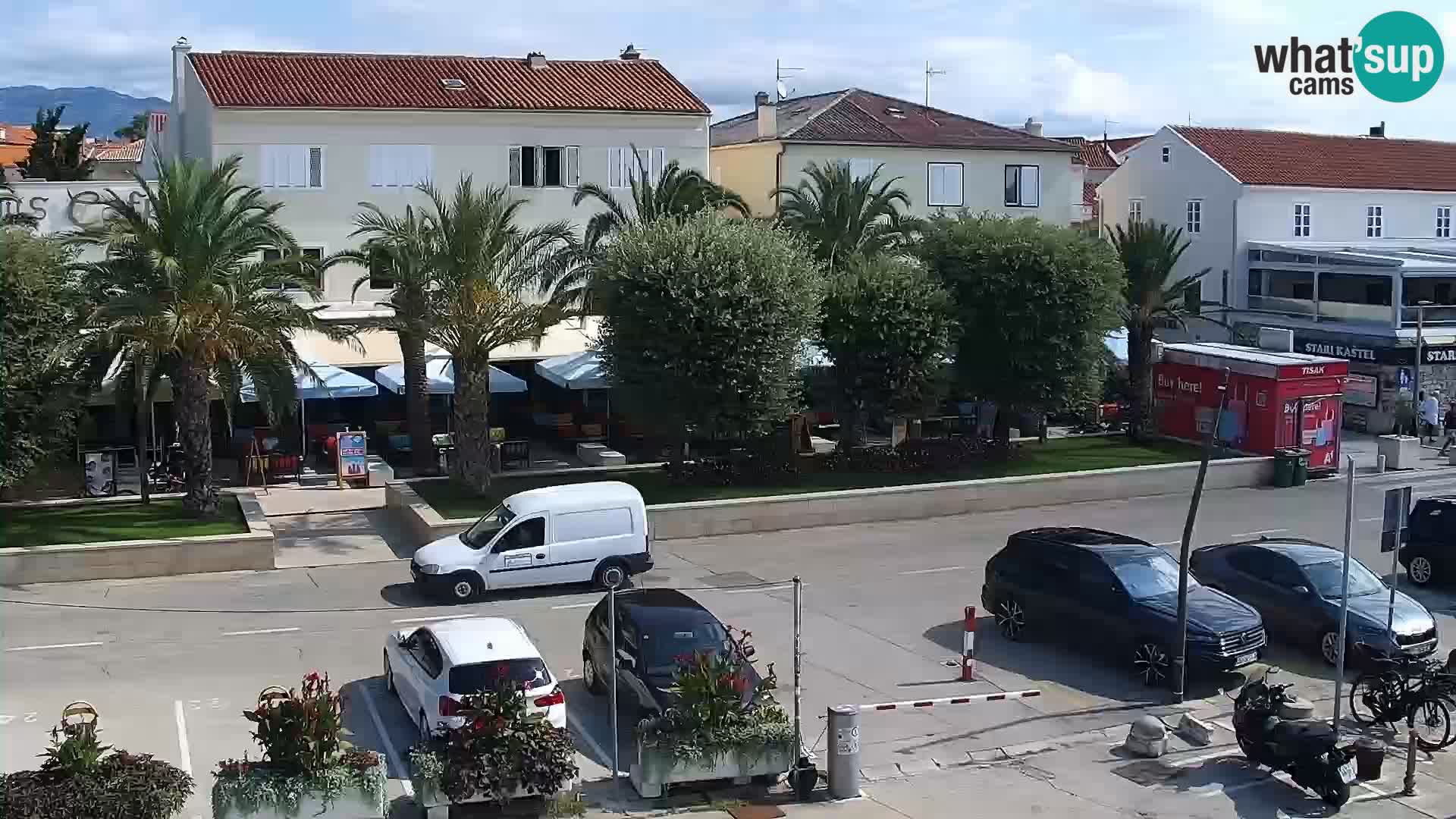 Web kamera Novalja promenada
