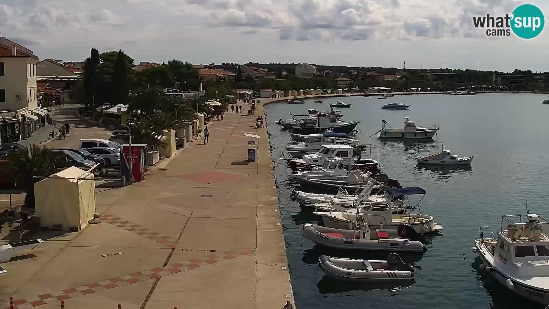 Novalja spletna kamera promenada