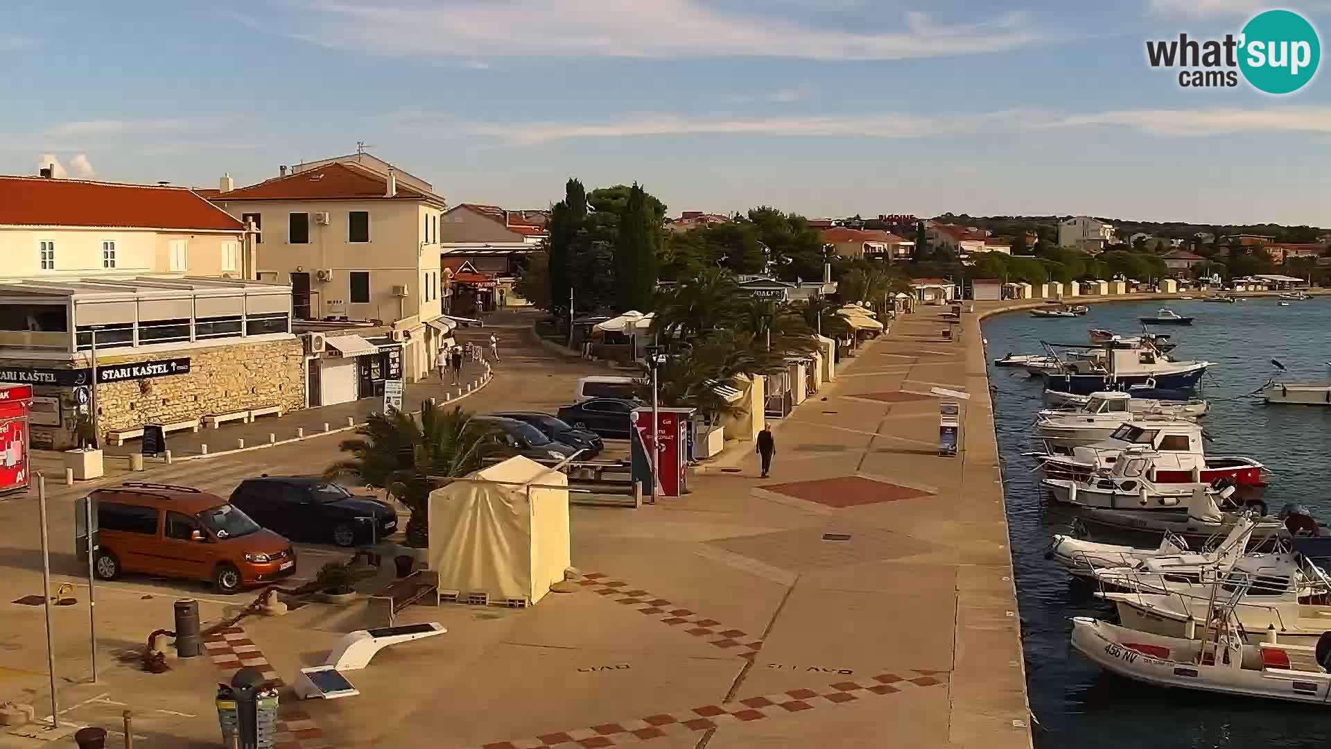 Webcam Novalja seaside promenade