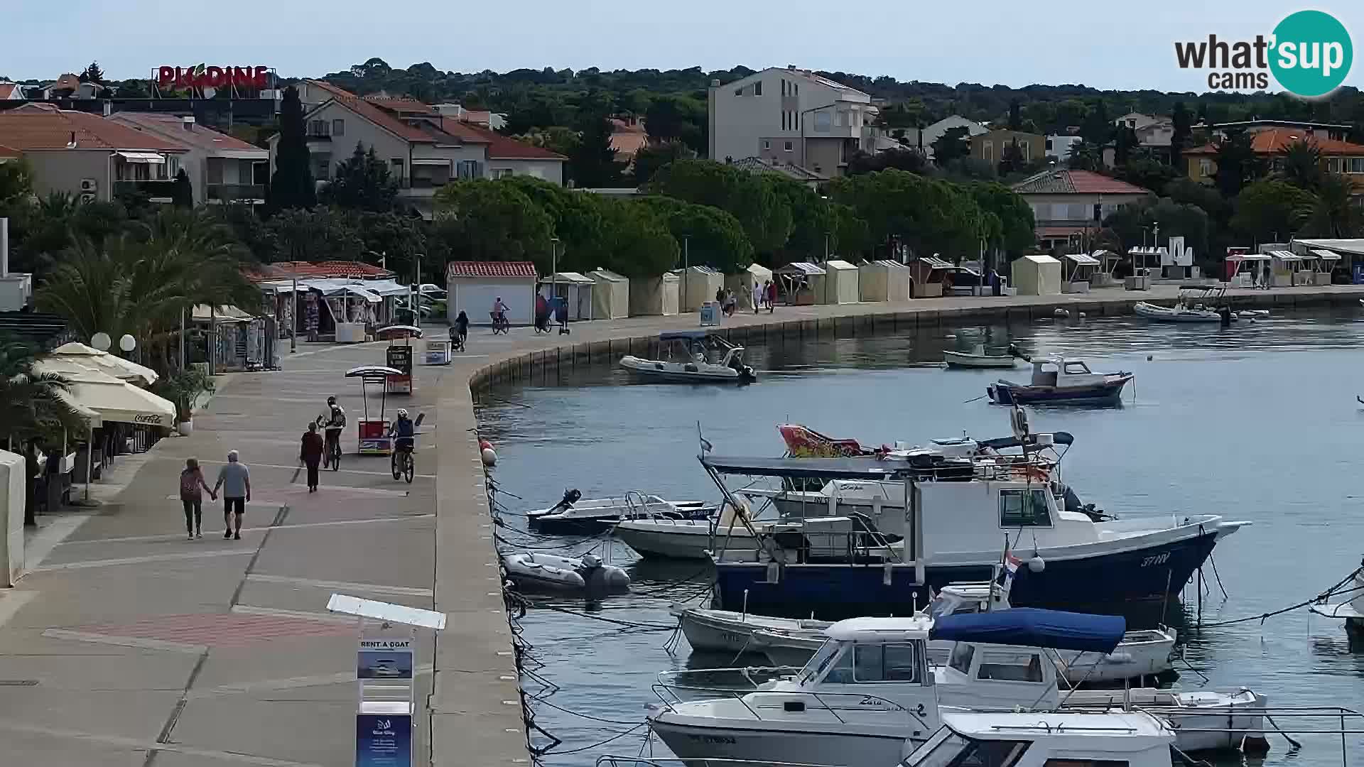 Webcam Novalja seaside promenade