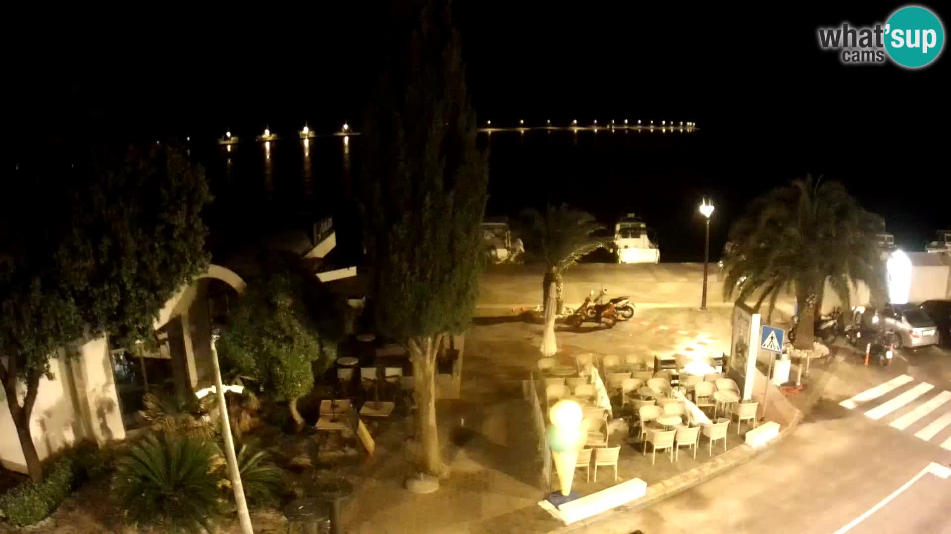Pag – Obala pred Novaljo