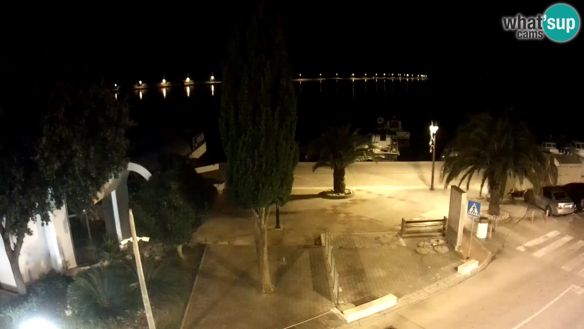 Pag – Obala pred Novaljo