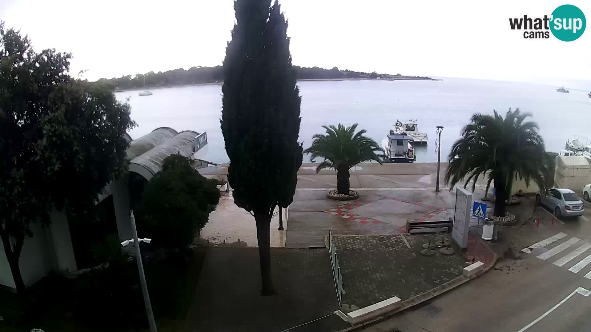 Pag – Obala pred Novaljo