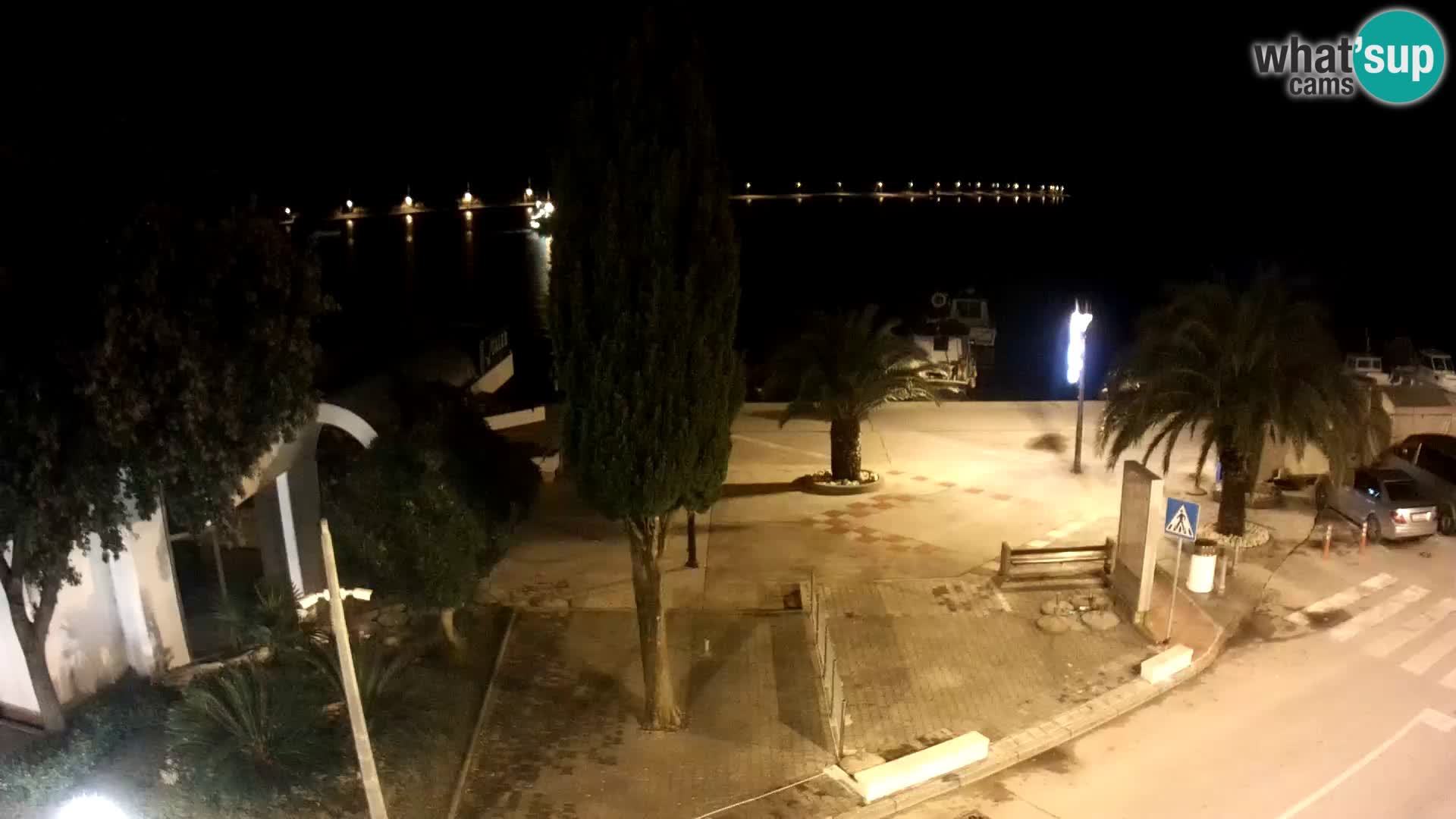 Pag – Obala pred Novaljo