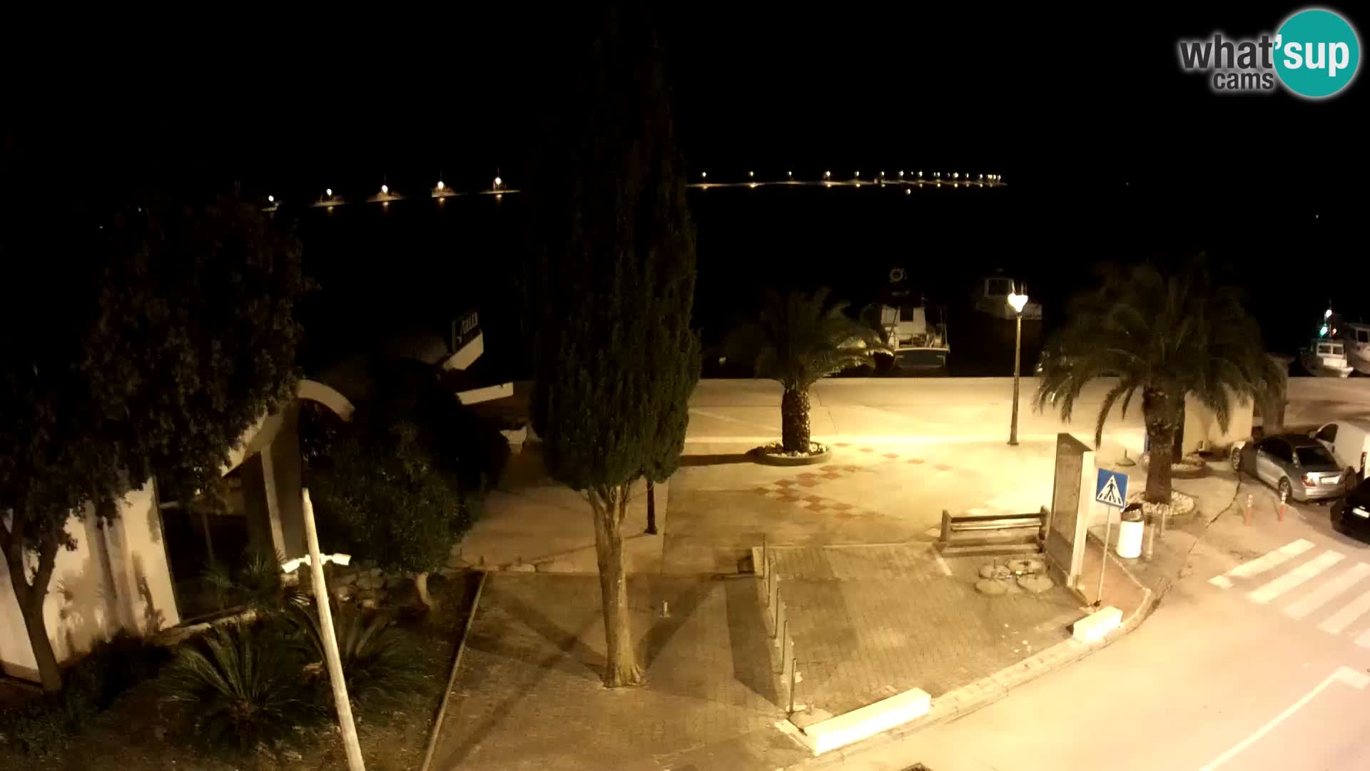 Pag – Obala pred Novaljo