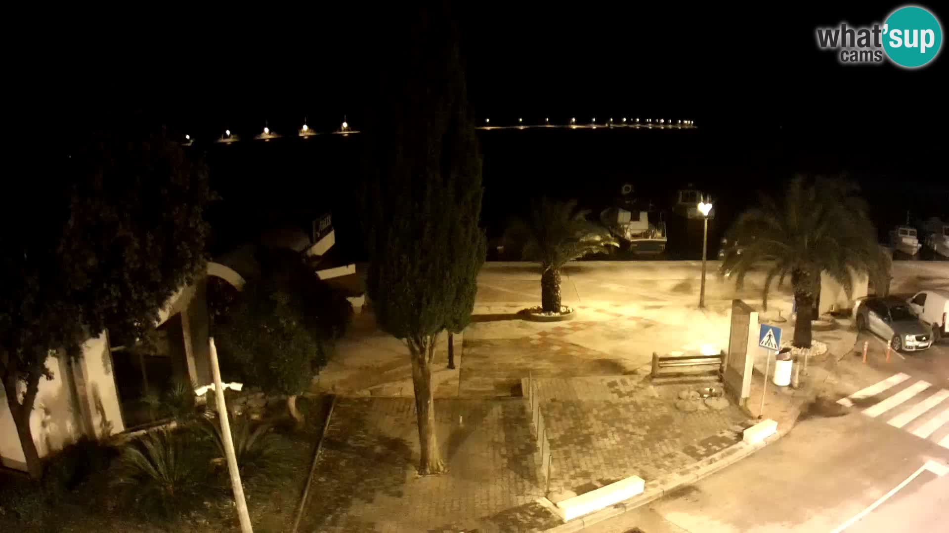 Pag – Obala pred Novaljo