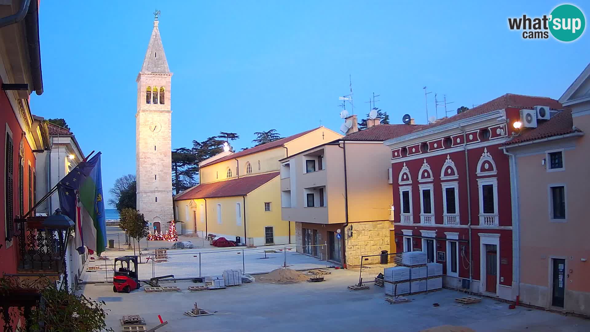 Live webcam Novigrad – Veliki Trg (grande place) – Piazza Grande