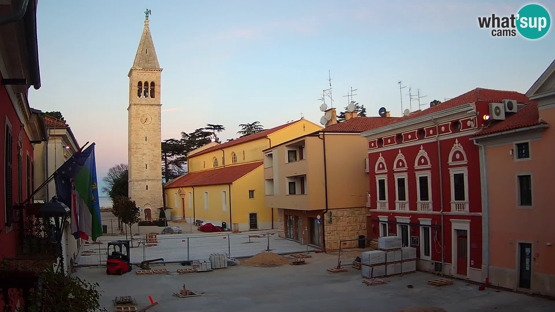 Live webcam Novigrad – Veliki Trg (grande place) – Piazza Grande