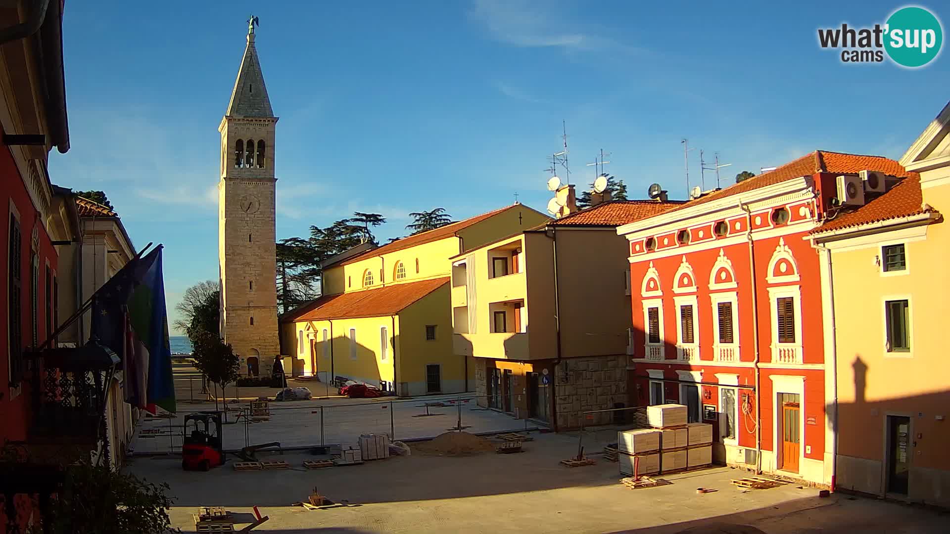 Live webcam Novigrad – Veliki Trg (grande place) – Piazza Grande