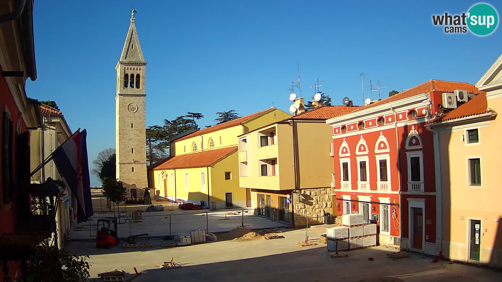 Live webcam Novigrad – Veliki Trg (big square) – Istria – Croatien