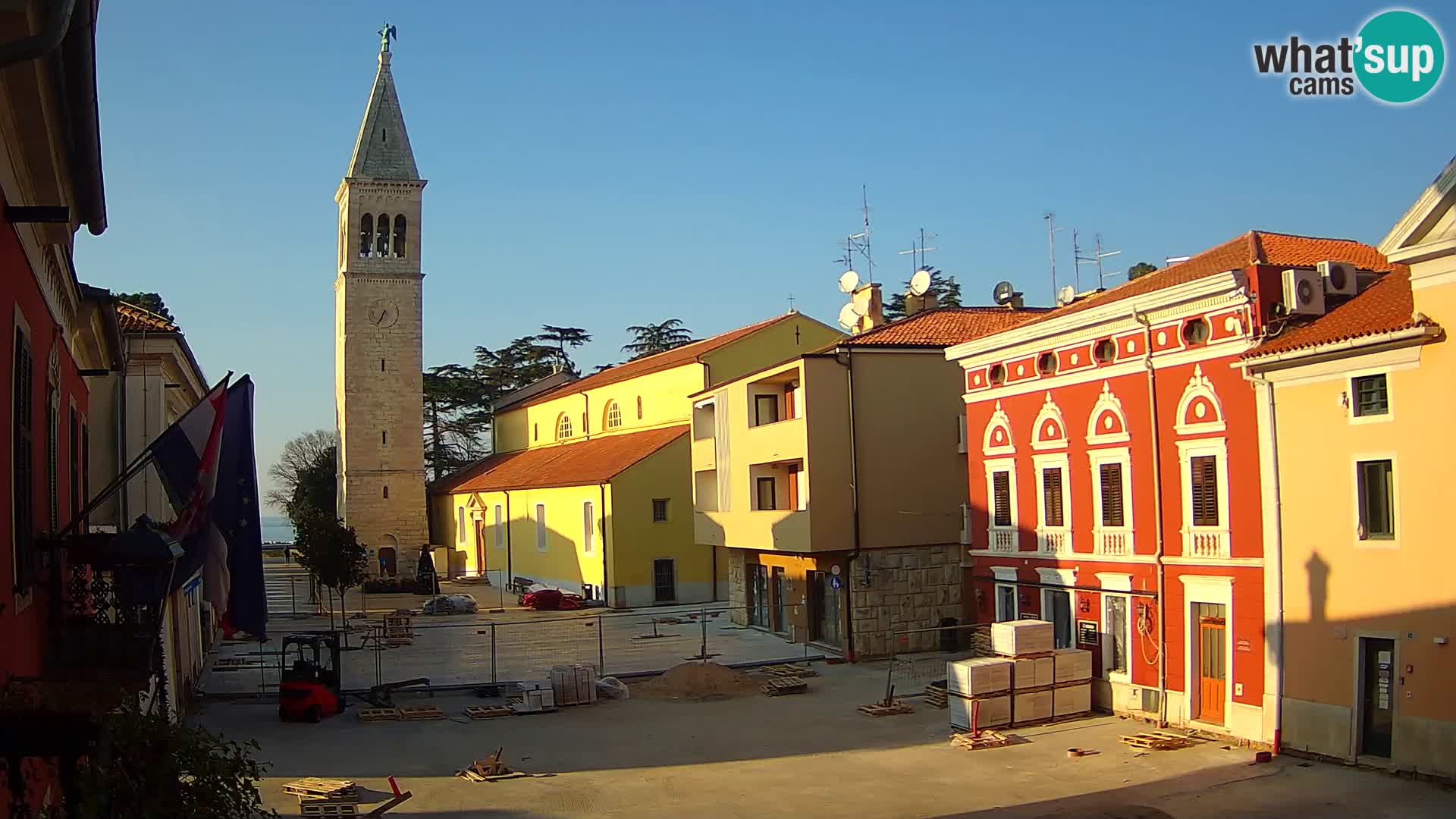 LIVE Webcam Cittanova / Novigrad – Piazza Grande – Istria