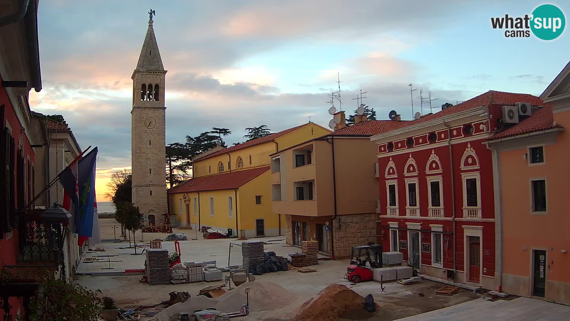 Live webcam Novigrad – Veliki Trg / Piazza Grande – Istria – Croatien